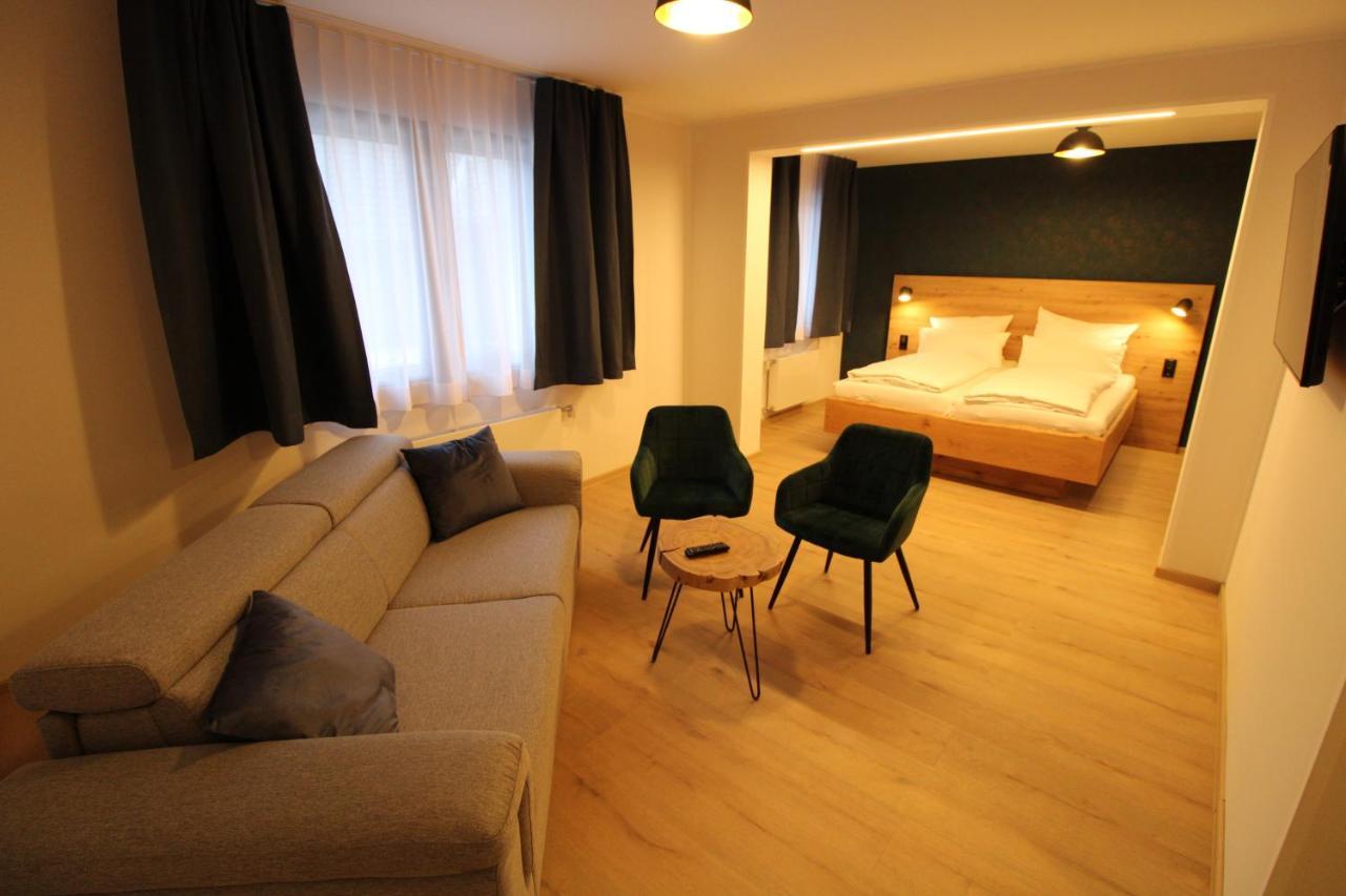 Der Hirsch Hotel Montjoie Extérieur photo