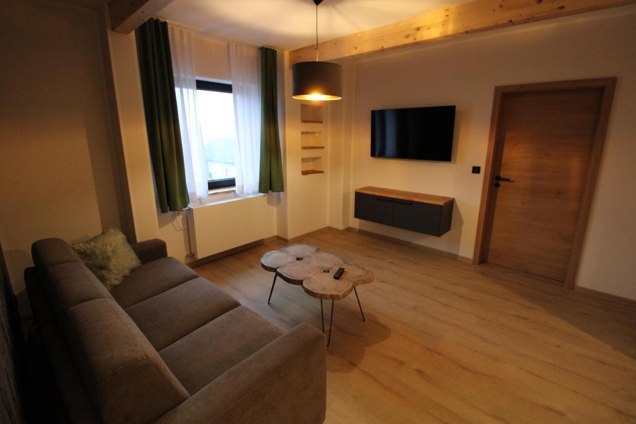 Der Hirsch Hotel Montjoie Extérieur photo