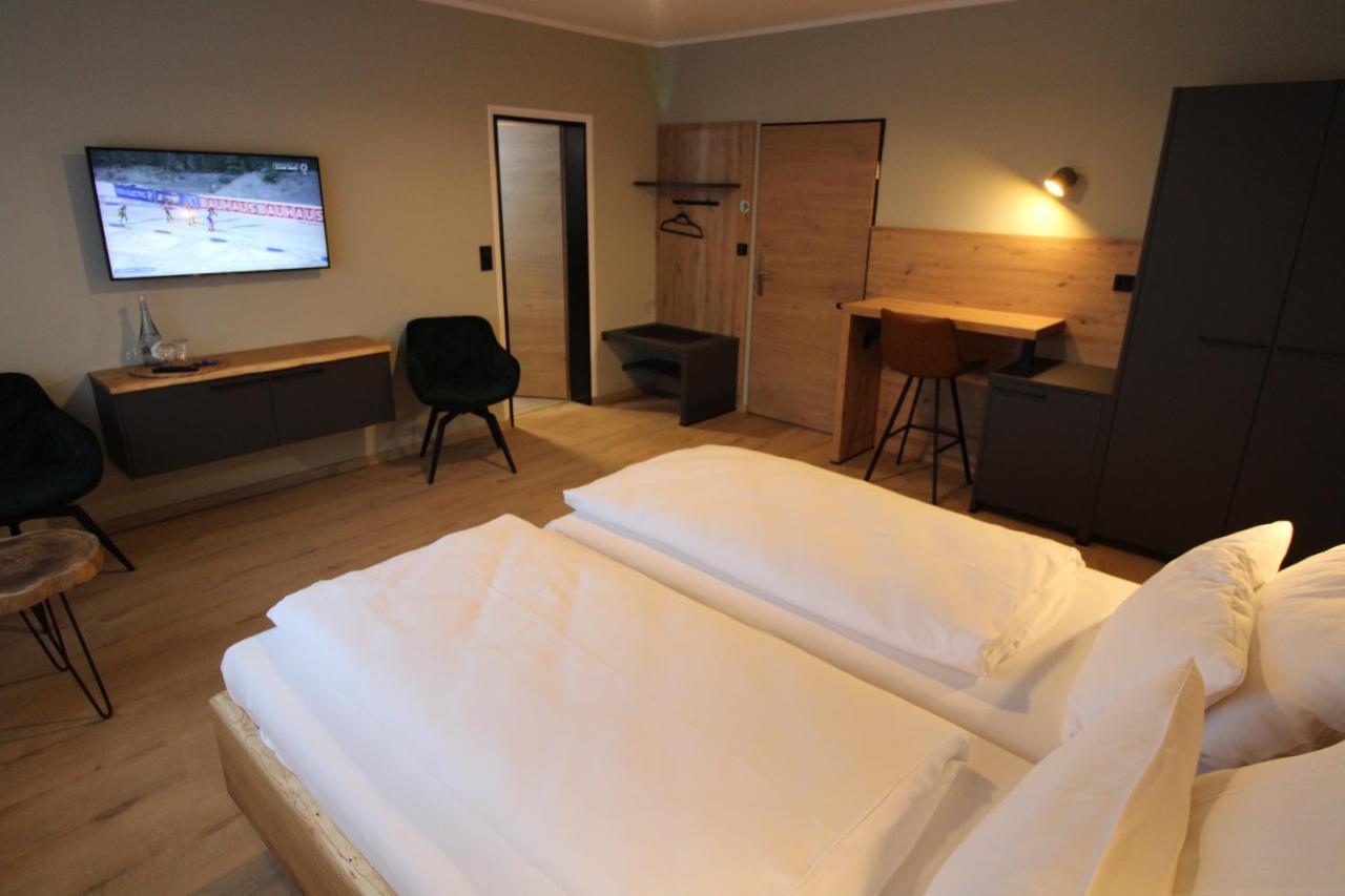 Der Hirsch Hotel Montjoie Extérieur photo