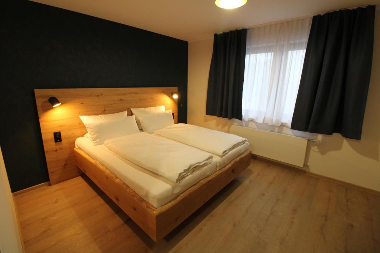 Der Hirsch Hotel Montjoie Extérieur photo