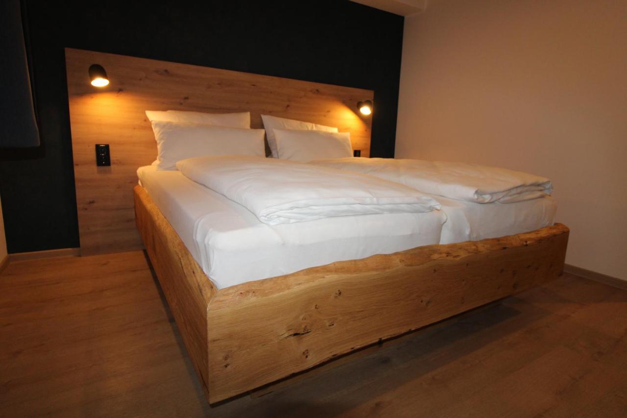 Der Hirsch Hotel Montjoie Extérieur photo